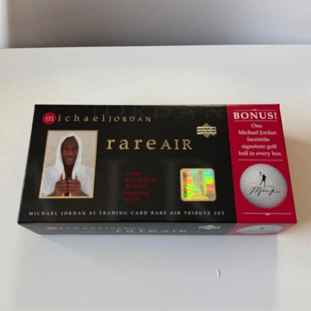 UPPER　DECK社製　マイケルジョーダン　フィギュア＆カード2点