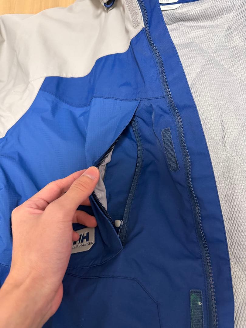 HELLY HANSEN マウンテンパーカー