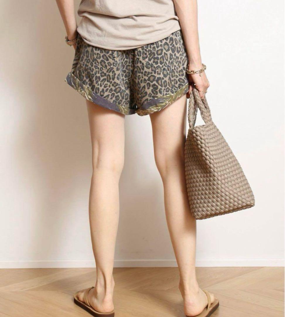 ワンティースプーン　ANIMAL CAMO SHORT パンツ