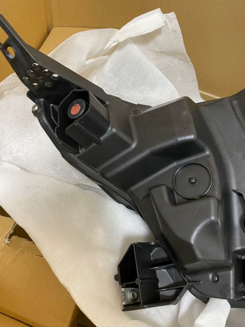 日産 サクラ B6AW 左ライト LED KOITO 100-2378H