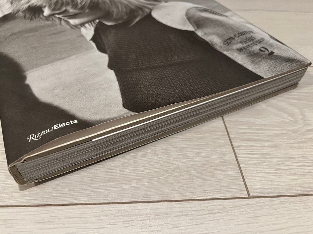 アート・デザイン・音楽 Martin Margiela The Women's Collections