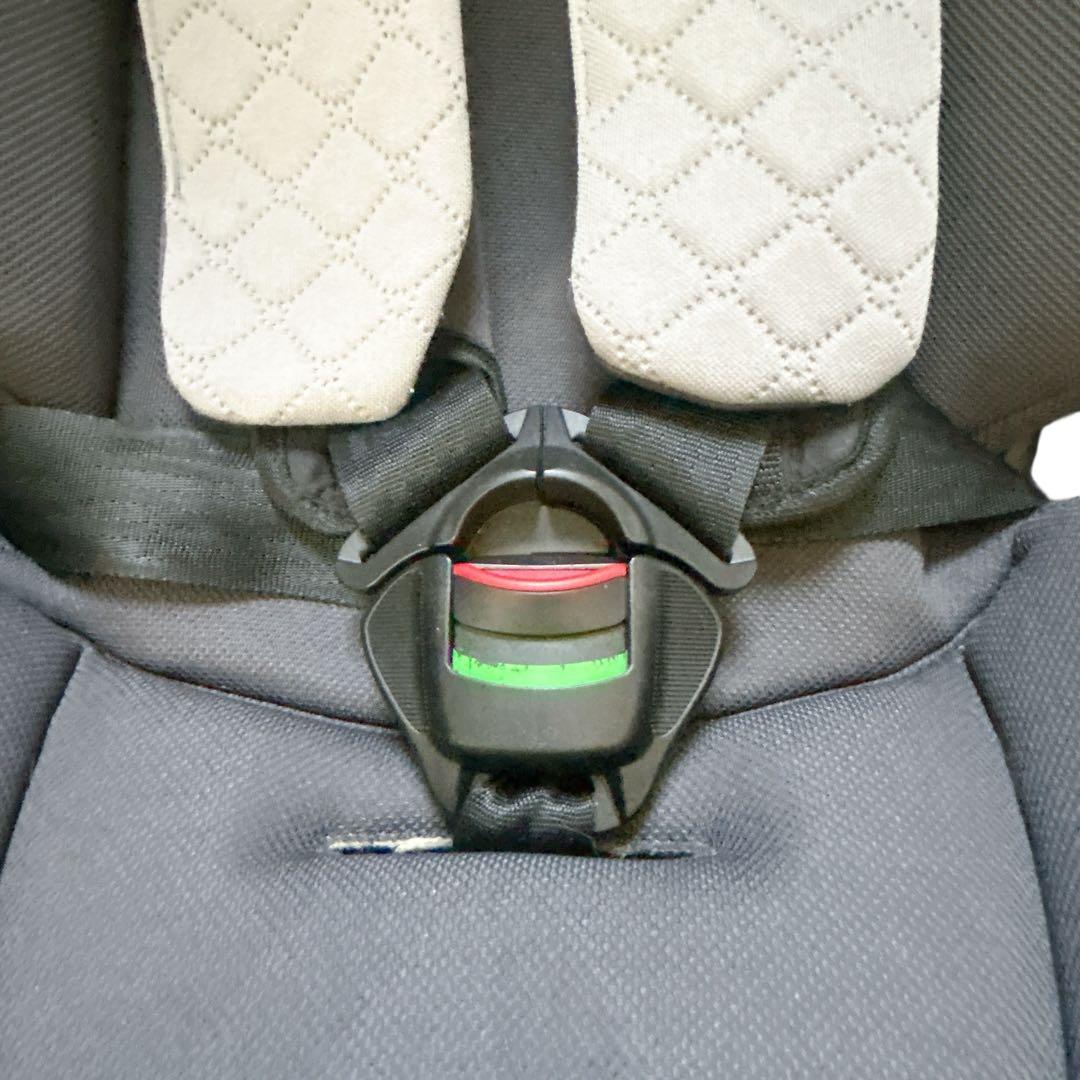 【美品】アップリカ　チャイルドシート　フラディアグロウ　ISOFIX　プレミアム