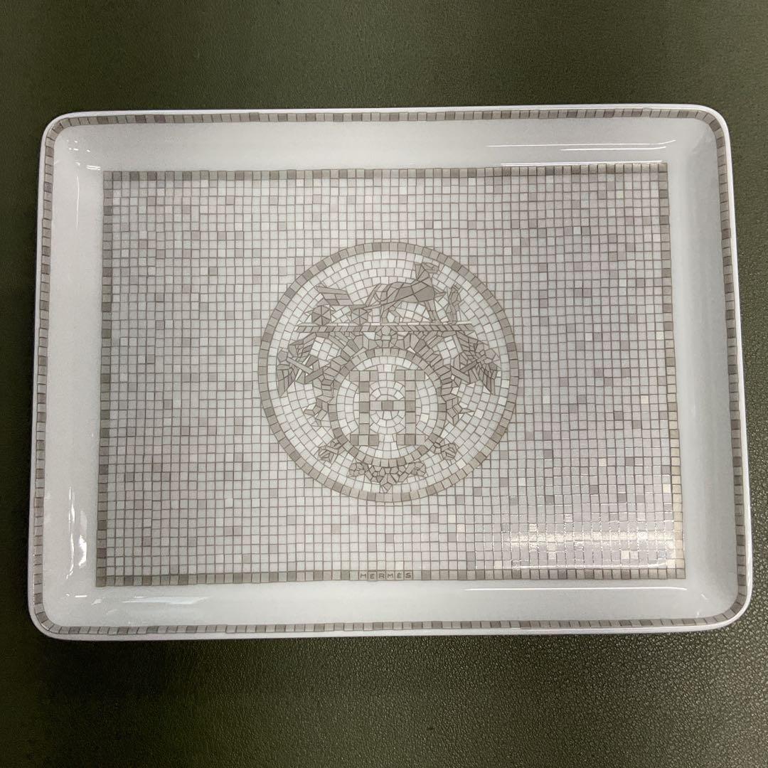H6390 HERMES エルメス　モザイク　ヴァンキャトル　皿　グレー
