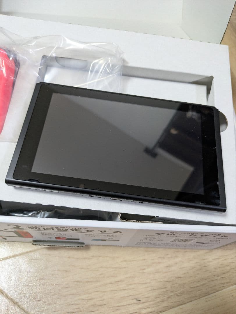 ニンテンドーSwitch本体＋携帯用ケース＋ホリ連写コントローラー