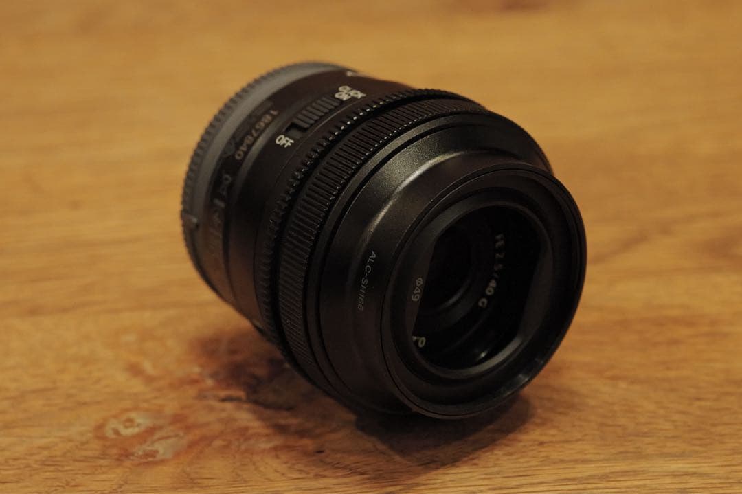 SONY FE 40mm F2.5 G レンズ　美品