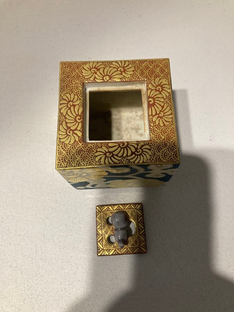 九谷焼　林伊平作　香炉(共箱付き)