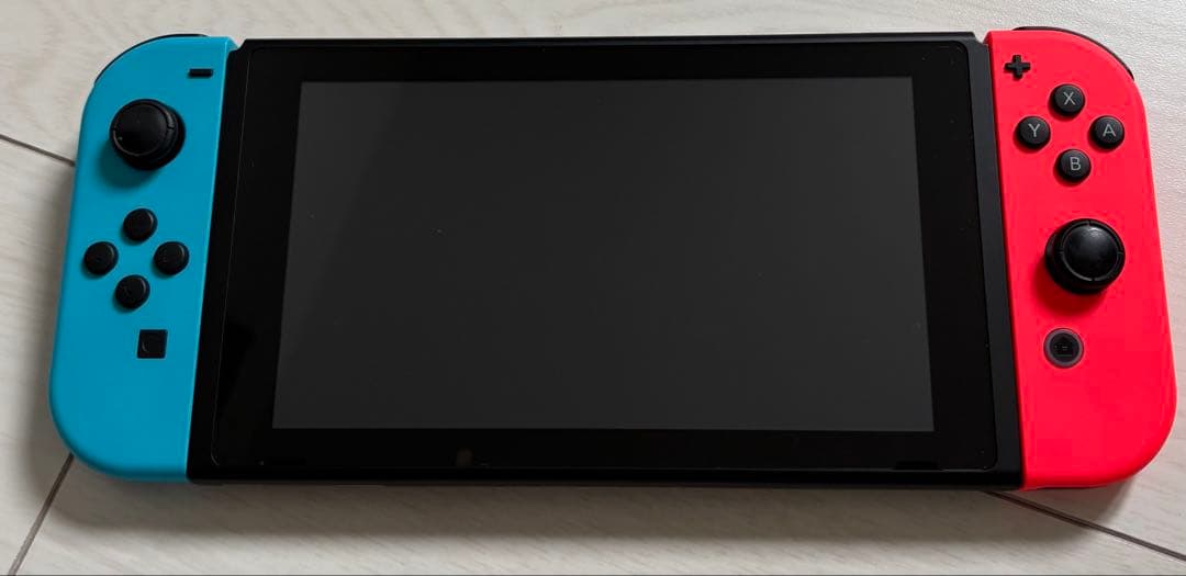 NINTENDO SWITCH 本体