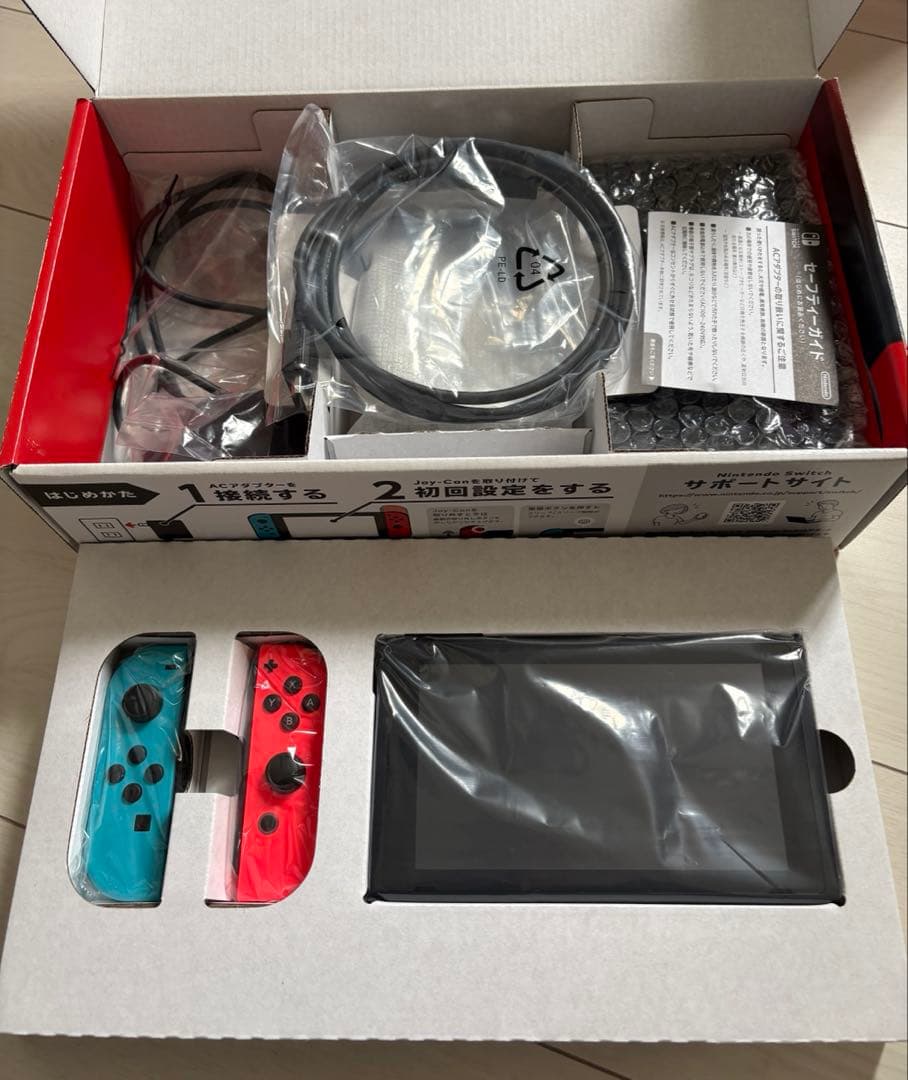 NINTENDO SWITCH 本体