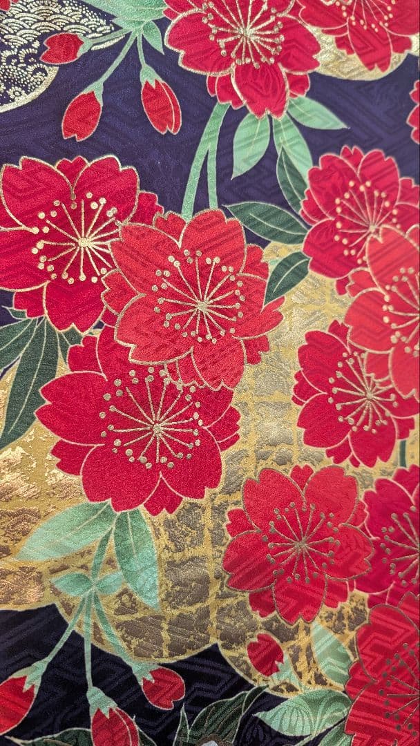 【美品】豪華な赤と白の花柄のおめでたい 振袖•Ｌサイズ