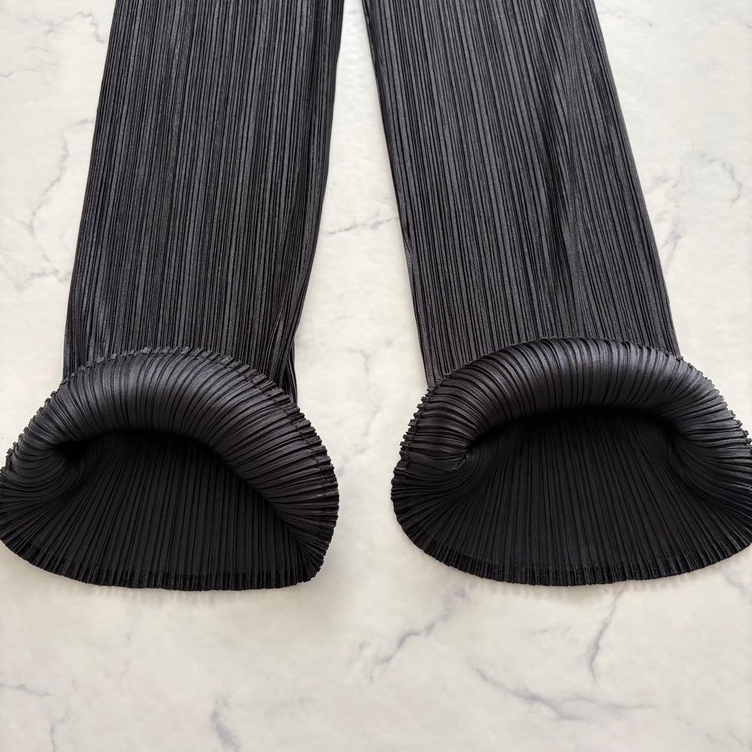 美品 プリーツプリーズ パンツ ブラック サイズ1