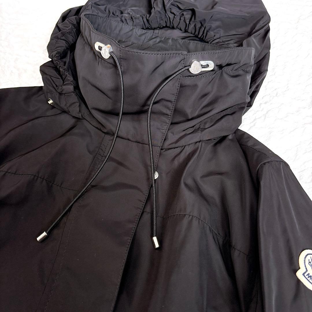 美品✨美ライン　モンクレール　マラカイト　ナイロンロングコート　フード付