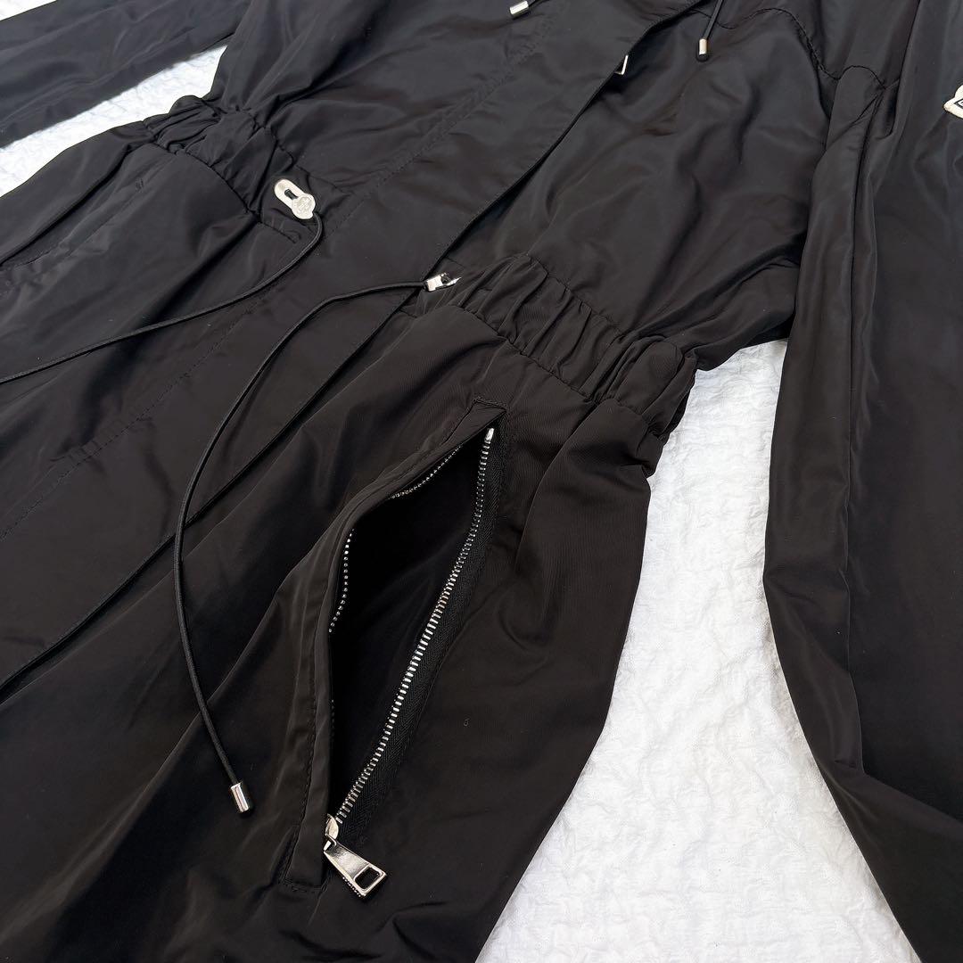 美品✨美ライン　モンクレール　マラカイト　ナイロンロングコート　フード付