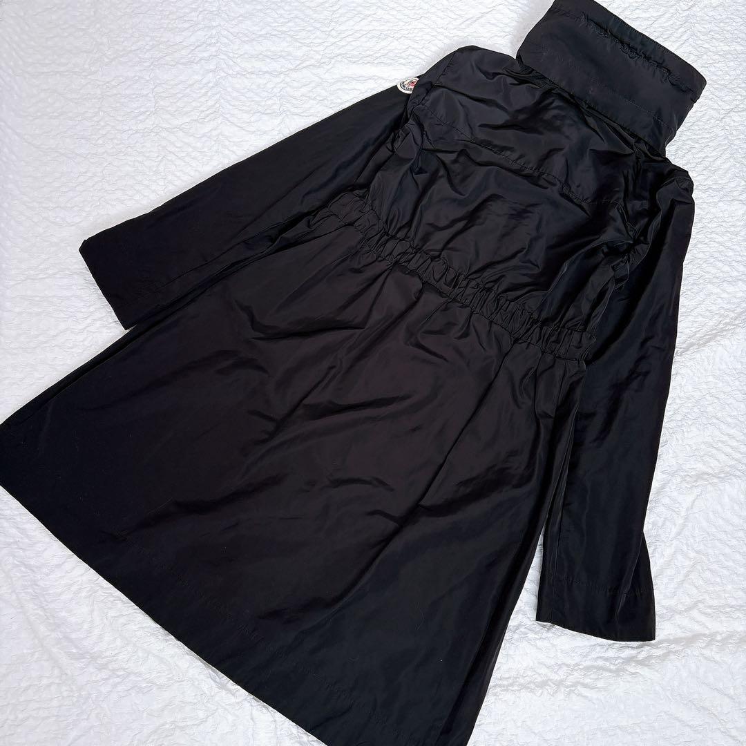 美品✨美ライン　モンクレール　マラカイト　ナイロンロングコート　フード付