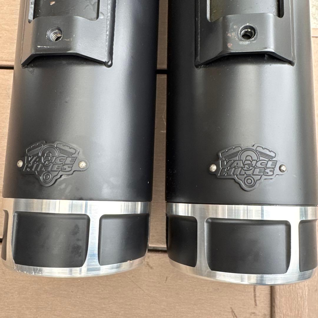 Vance & Hines ブラックマフラー