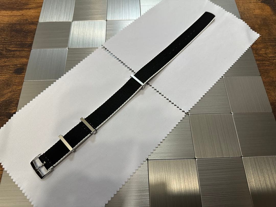 【純正品】オメガ OMEGA NATOストラップ ブラック＆ホワイト②