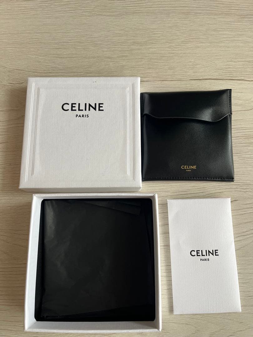 CELINE ノット スモールフープ ピアス ゴールド