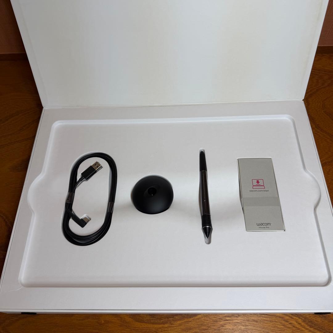ワコム Wacom Intuos Pro Lサイズ プロ PTH-860/K0等