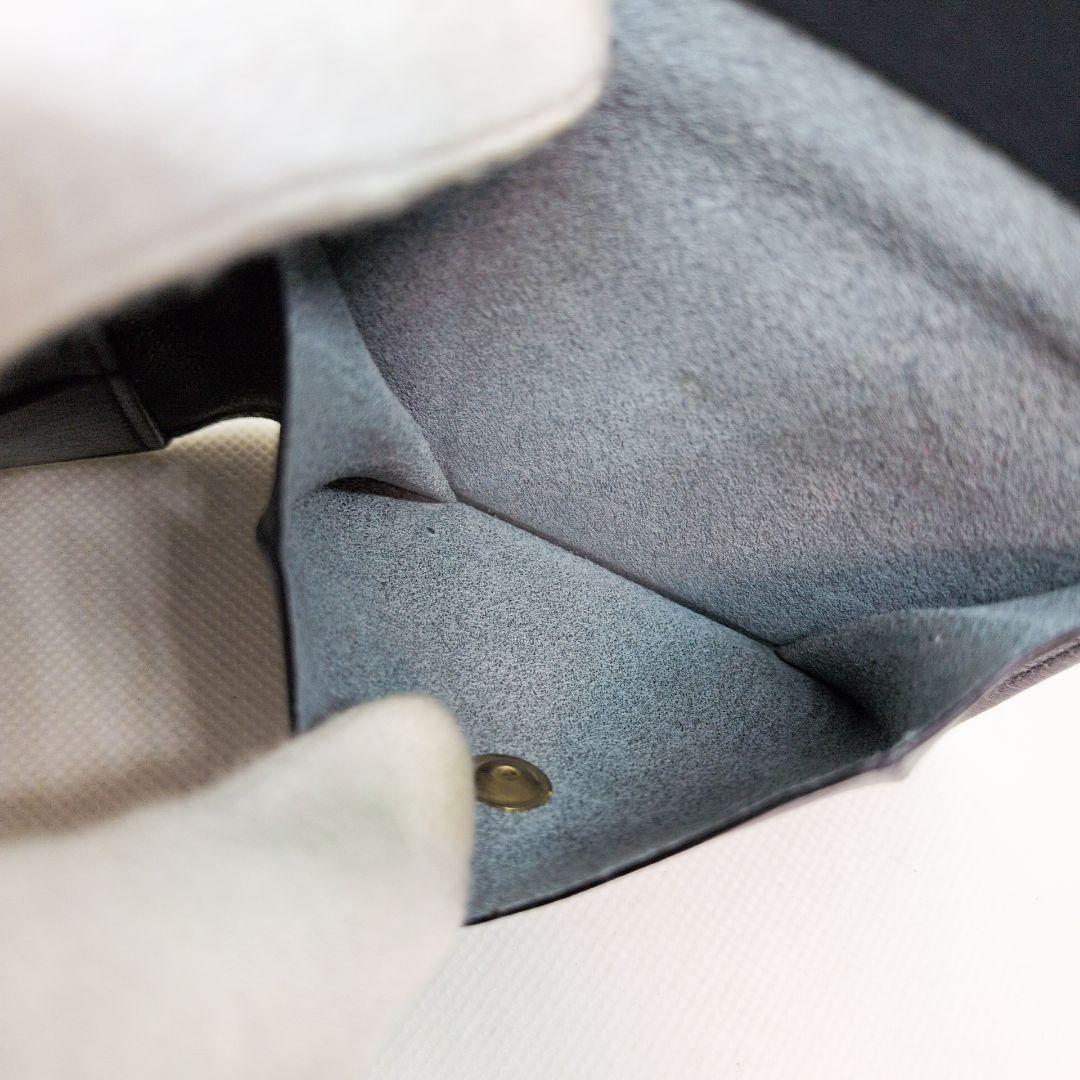 【ギャランティカード付き 極美品】イルビゾンテ　二つ折り財布　小銭入れあり　シボ