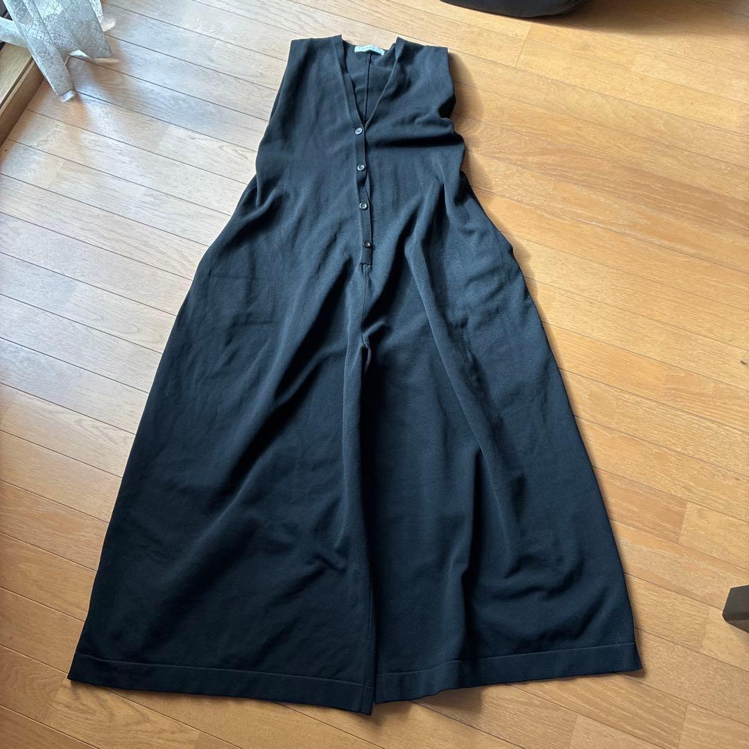 ETRÉ TOKYO フロントボタンニットオールインワンBK・S