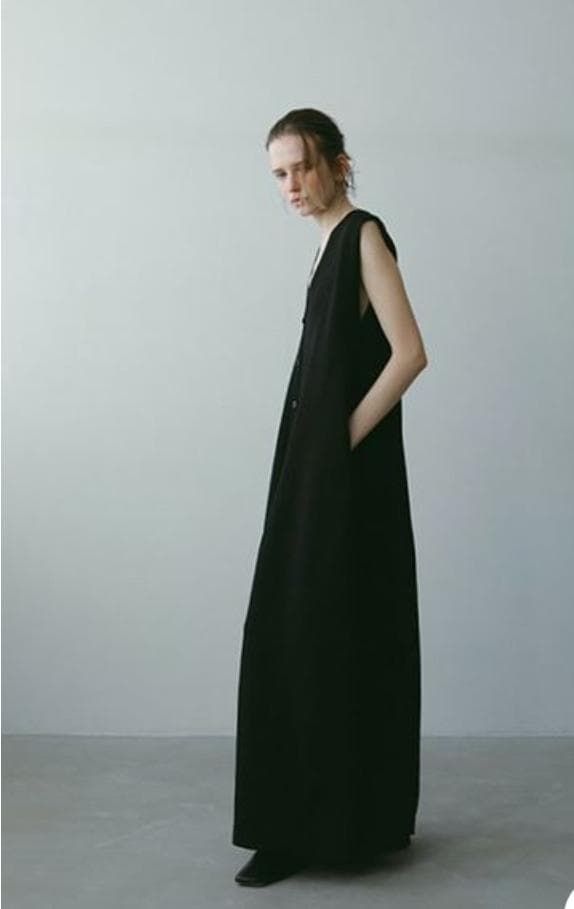 ETRÉ TOKYO フロントボタンニットオールインワンBK・S