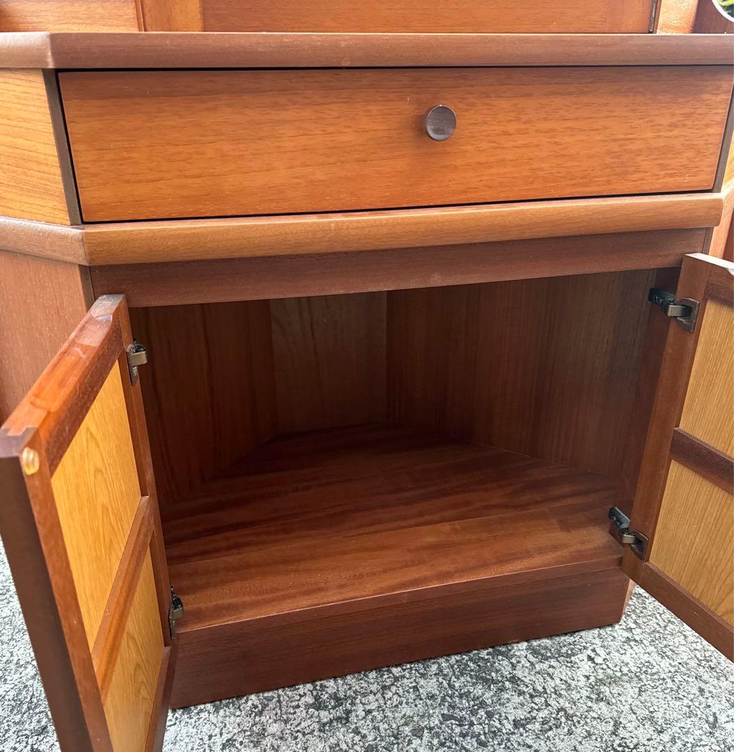 まんまるきいろ 直接引取限定 Nathan チーク材 コーナー