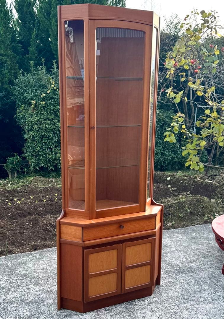 まんまるきいろ 直接引取限定 Nathan チーク材 コーナー