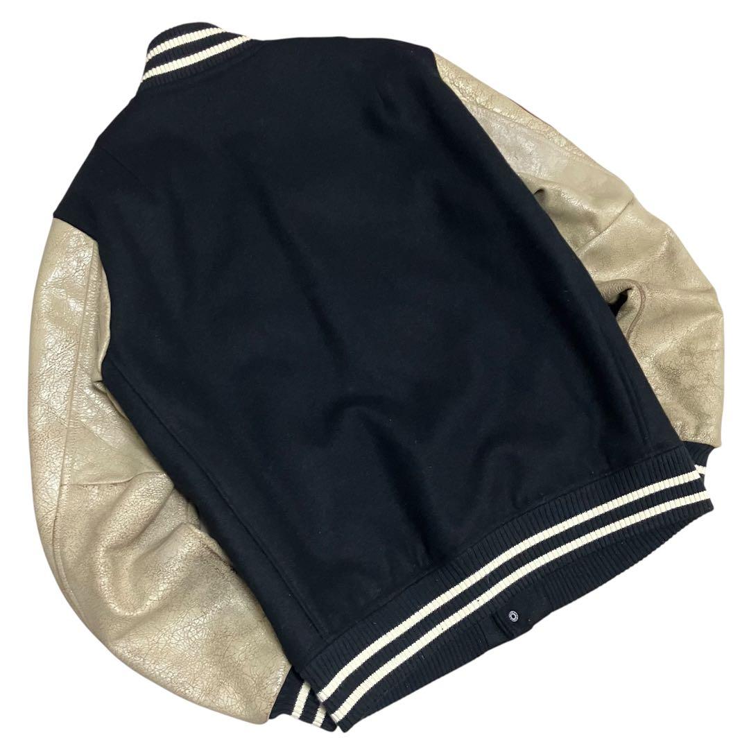 AVIREX ヴィンテージ加工レザー スタジャン U.S. NAVAL チームM