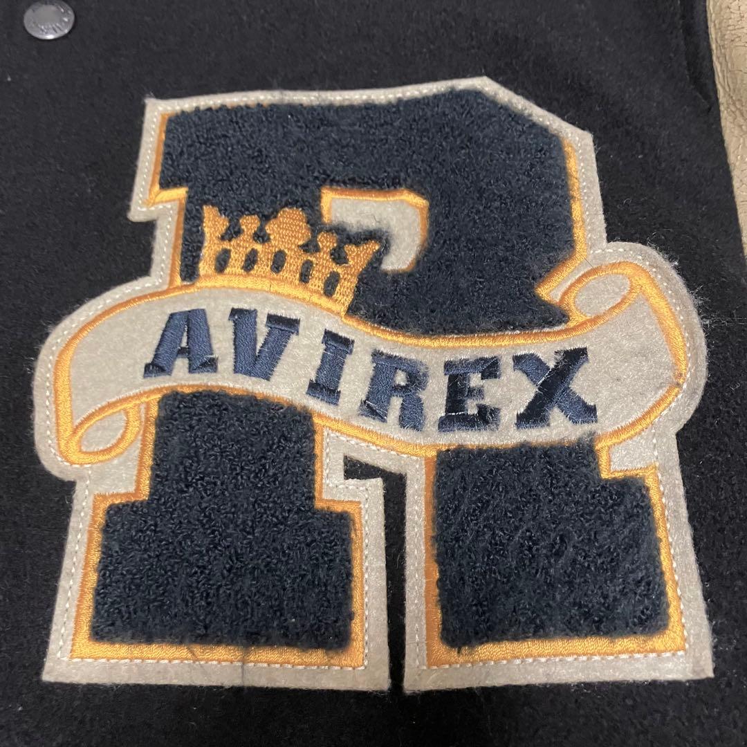 AVIREX ヴィンテージ加工レザー スタジャン U.S. NAVAL チームM