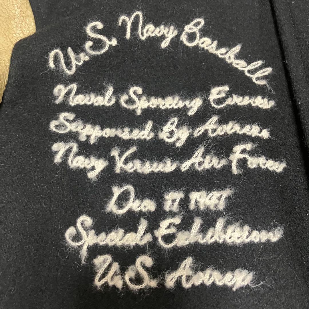 AVIREX ヴィンテージ加工レザー スタジャン U.S. NAVAL チームM