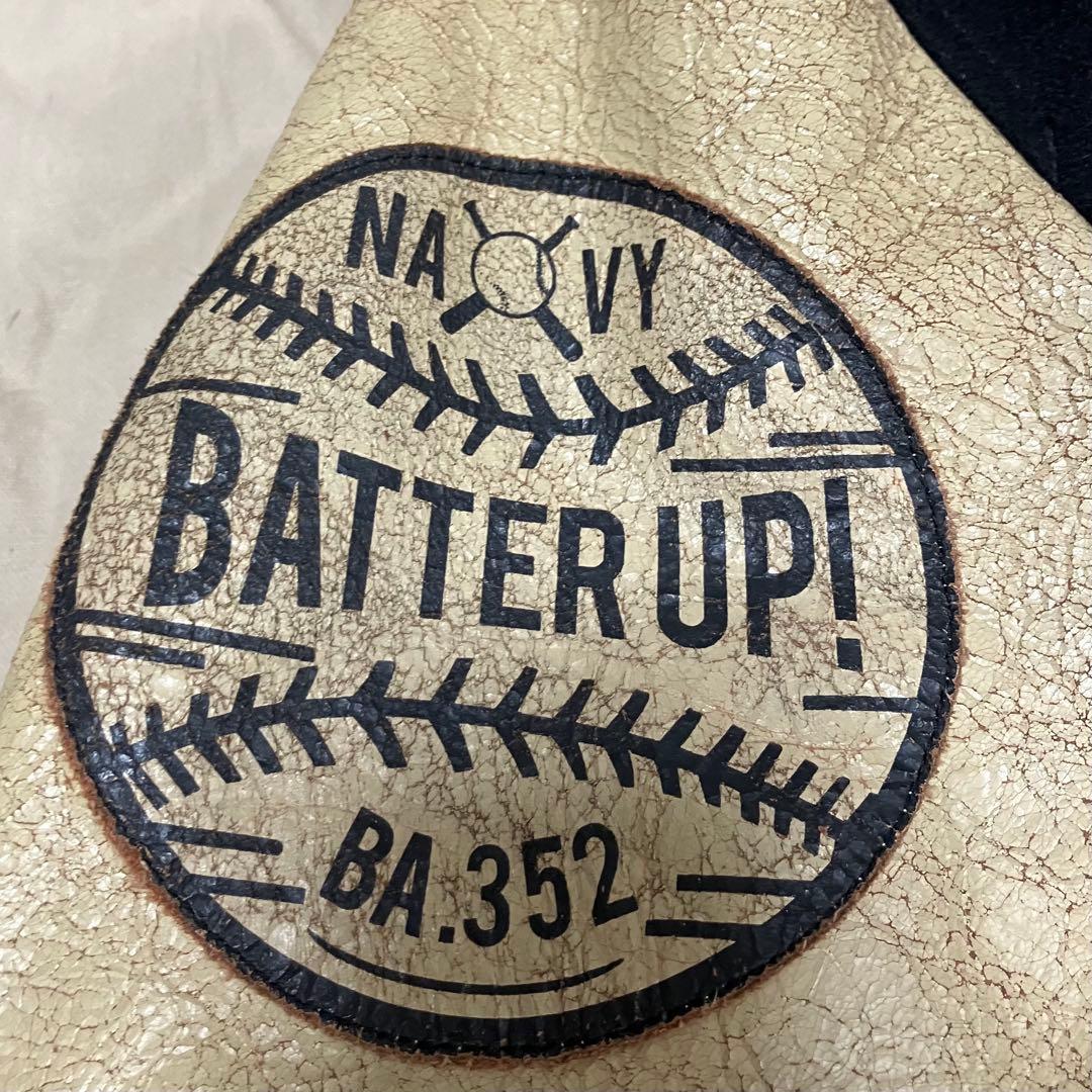 AVIREX ヴィンテージ加工レザー スタジャン U.S. NAVAL チームM