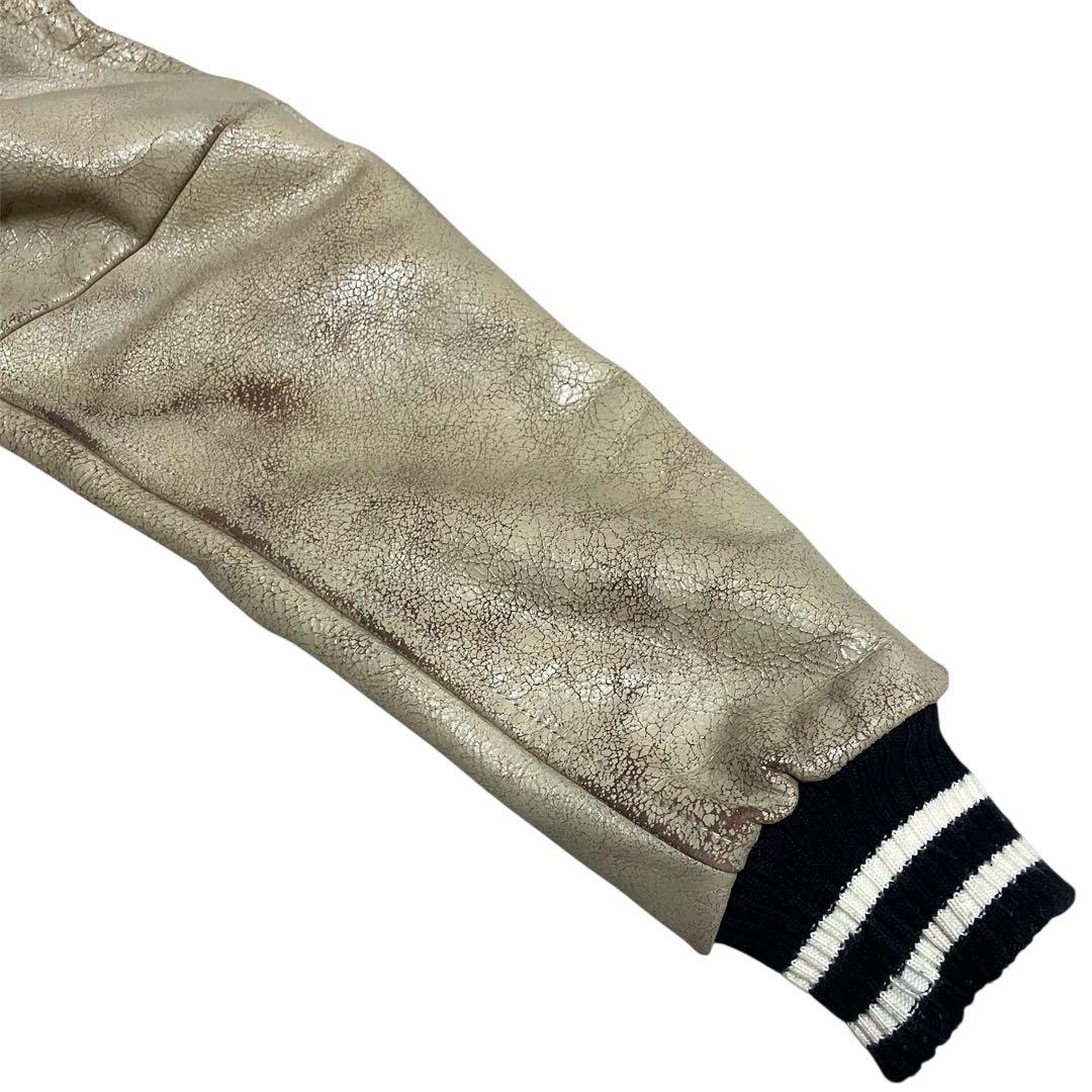 AVIREX ヴィンテージ加工レザー スタジャン U.S. NAVAL チームM