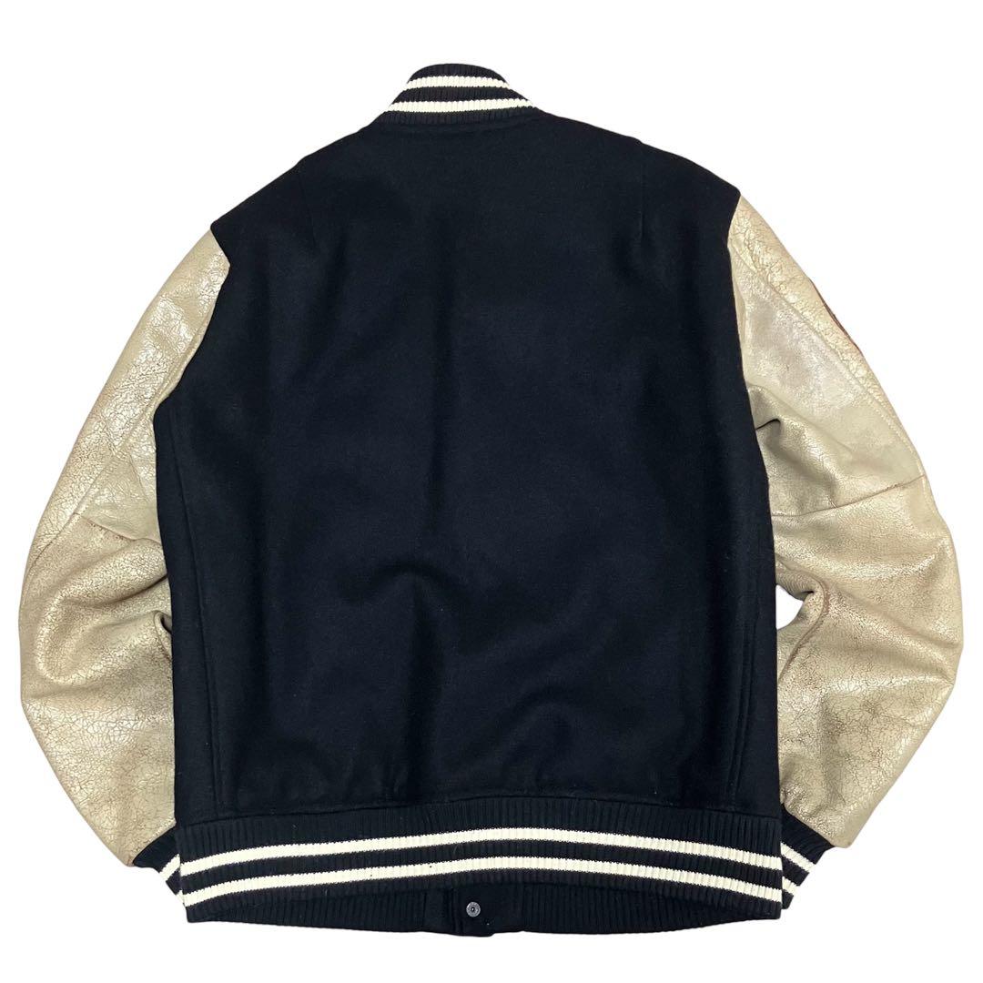 AVIREX ヴィンテージ加工レザー スタジャン U.S. NAVAL チームM
