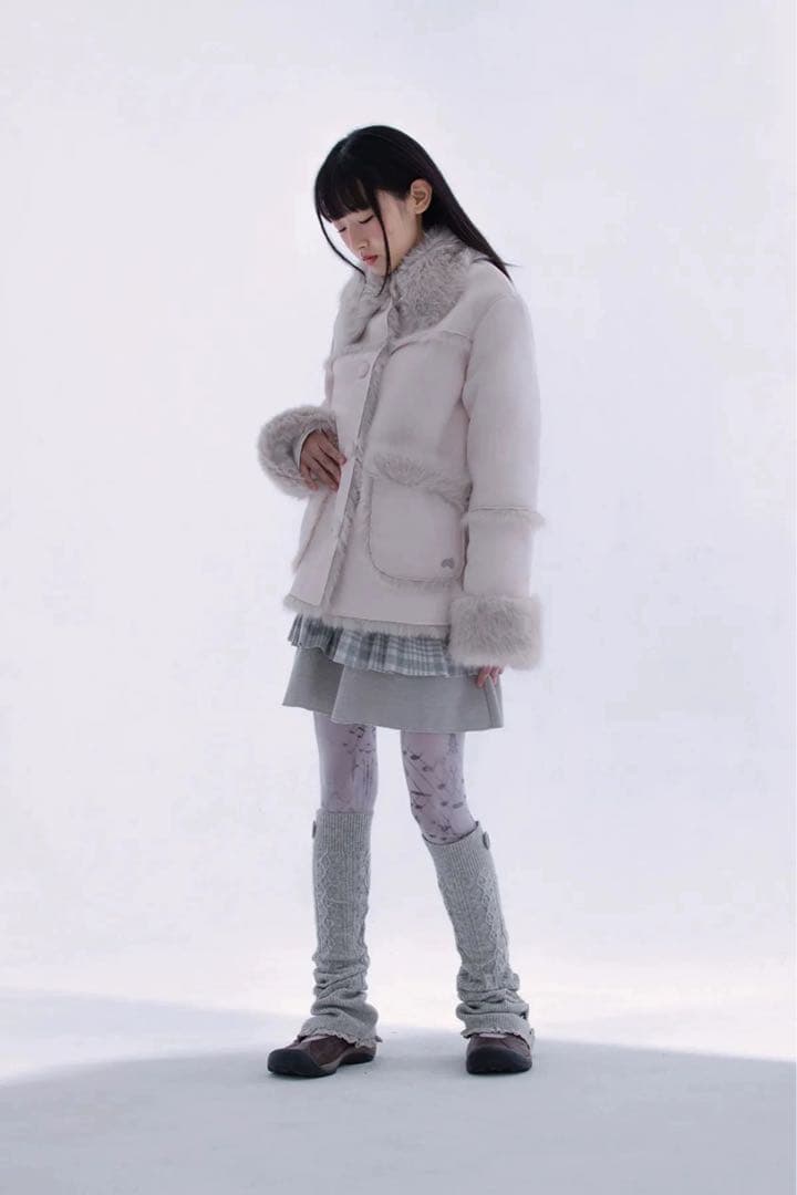 Hugyourskin ファー付き ライトピンク ジャケット