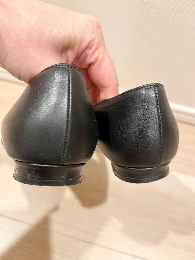 美品MANOLO BLAHNIKマノロブラニク フラットパンプスBLACK黒35