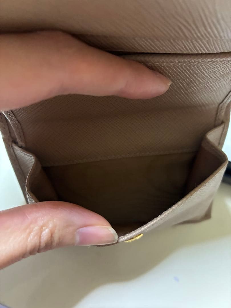 PRADA♡サフィアーノ♡二つ折り財布