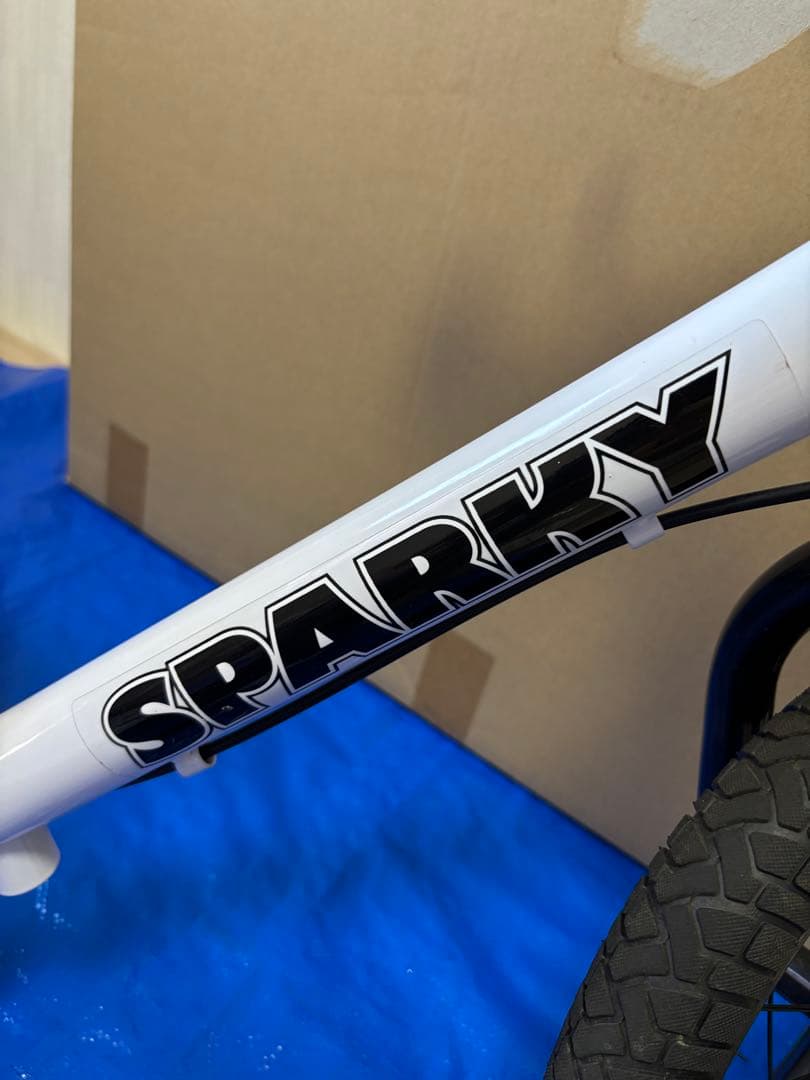 スパーキー 別売ロングサドル付　バランスバイク ブレーキ付　スタンド付