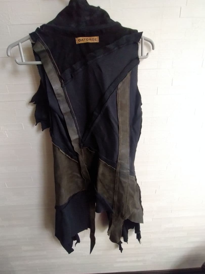 ち*え様 CATORCE ベスト