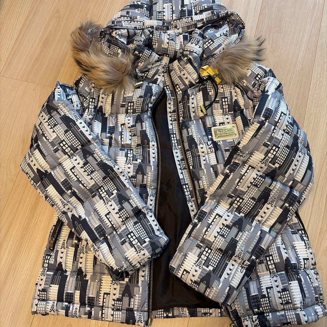 Kiss On The Green ⭐︎ダウンジャケット（バスト）&スカートセット