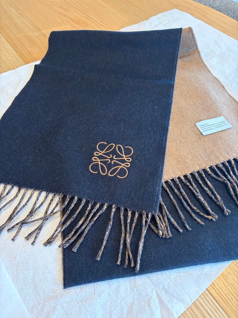 LOEWE リバーシブルマフラー 新品未使用 ネイビー&キャメル