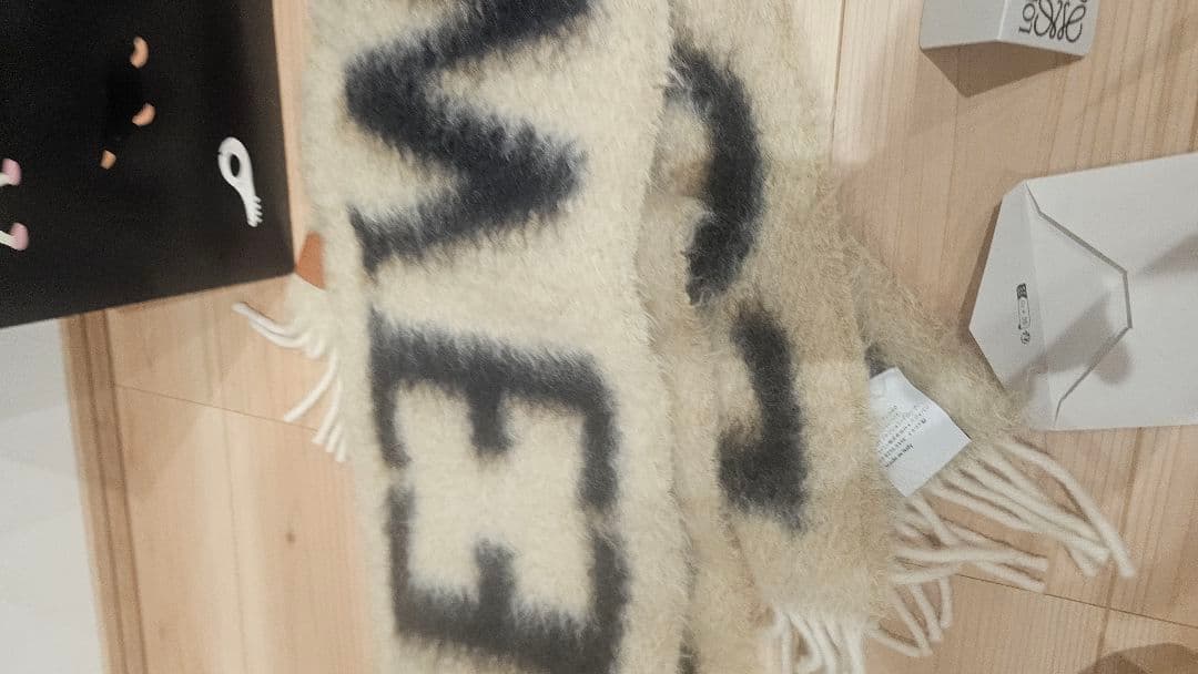 正規品　LOEWE ウール　マフラー