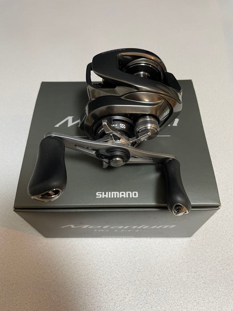 SHIMANO nium ベイトリール