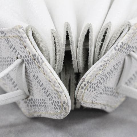 ▲GOYARD 巾着 ポーチ ミニ ゴヤール ケース チャーム ホワイト