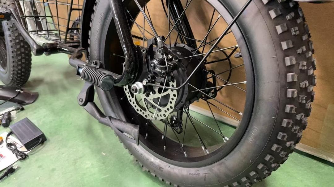 年末年始限定価格❣❊電動アシスト自転車 500Ｗモーター 20インチ 極太タイヤ