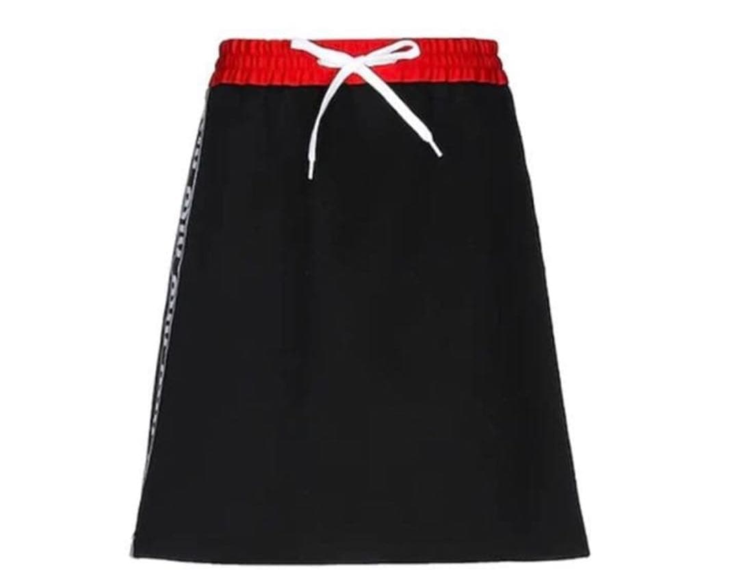 美品　レア完売品　定価15万円　MIUMIU スカート　プラダ姉妹ブランド