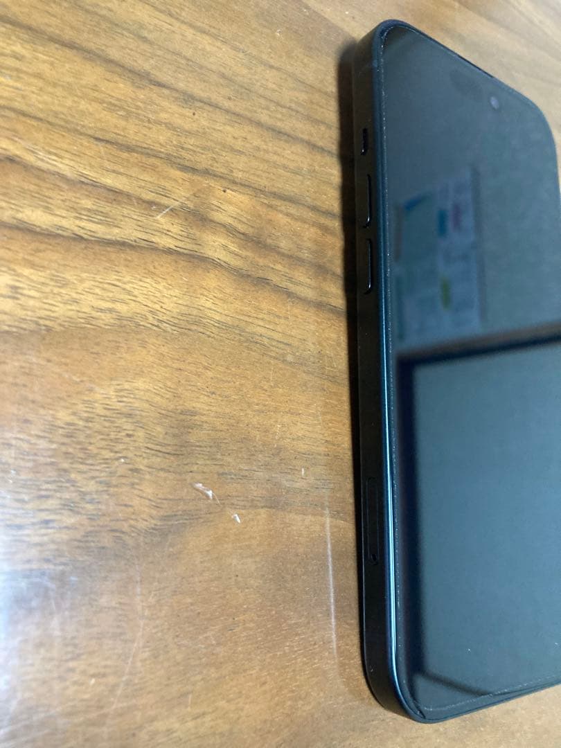 美品Apple iPhone15 ブラック 本体 SIMフリー バッテリ97%