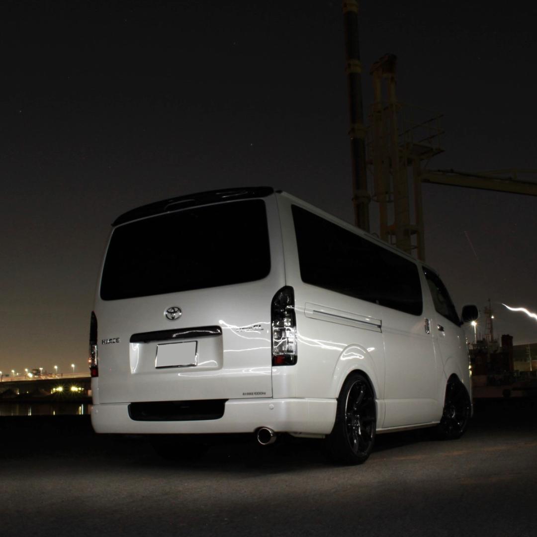 トヨタ ハイエース テールランプ テール ハーフ スモーク テールライト