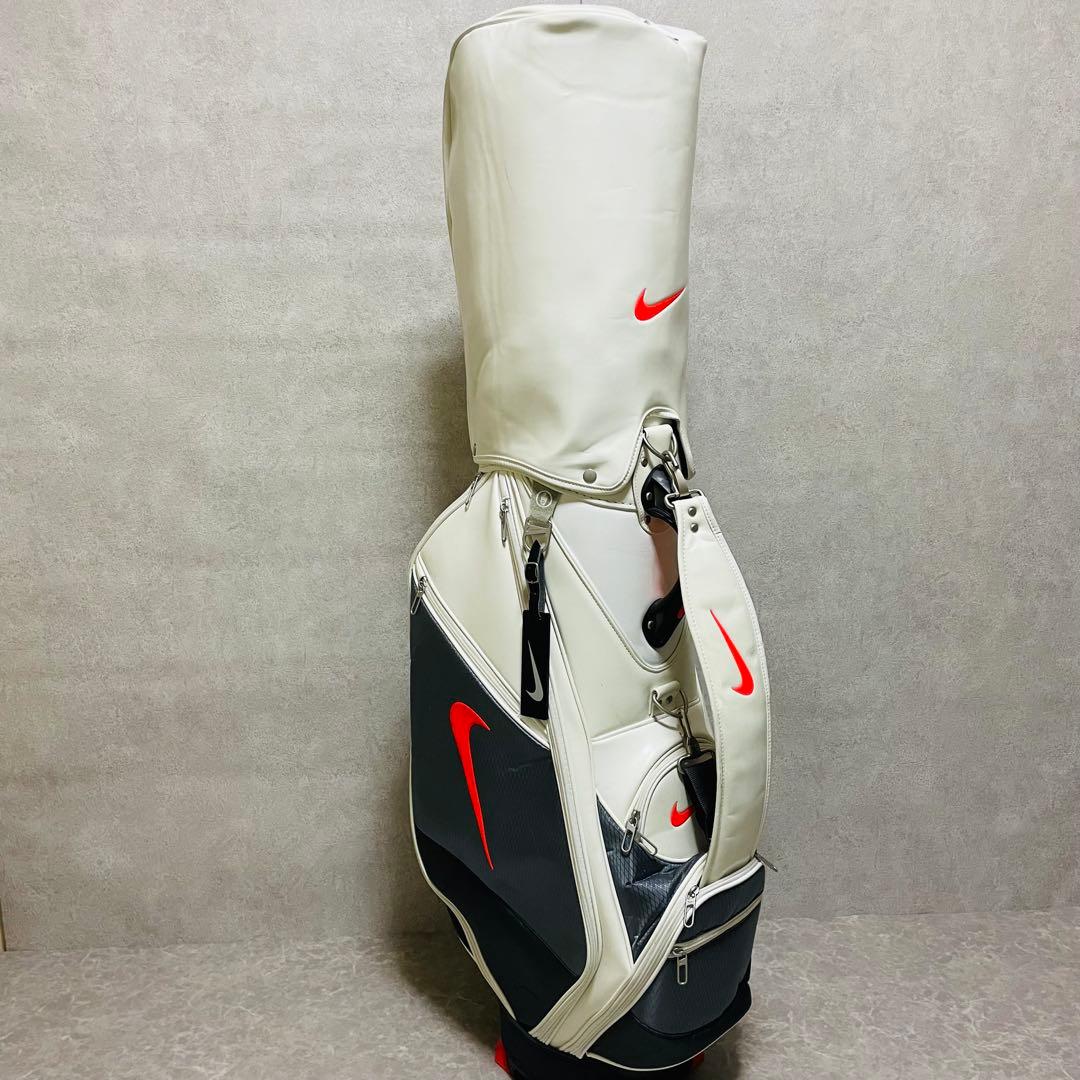 希少 美品 NIKE ナイキ キャディバック エナメル ホワイト 貴重　入手困難