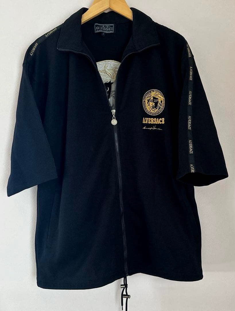 VERSACE ブラック ジップアップジャケット　刺繍ロゴ