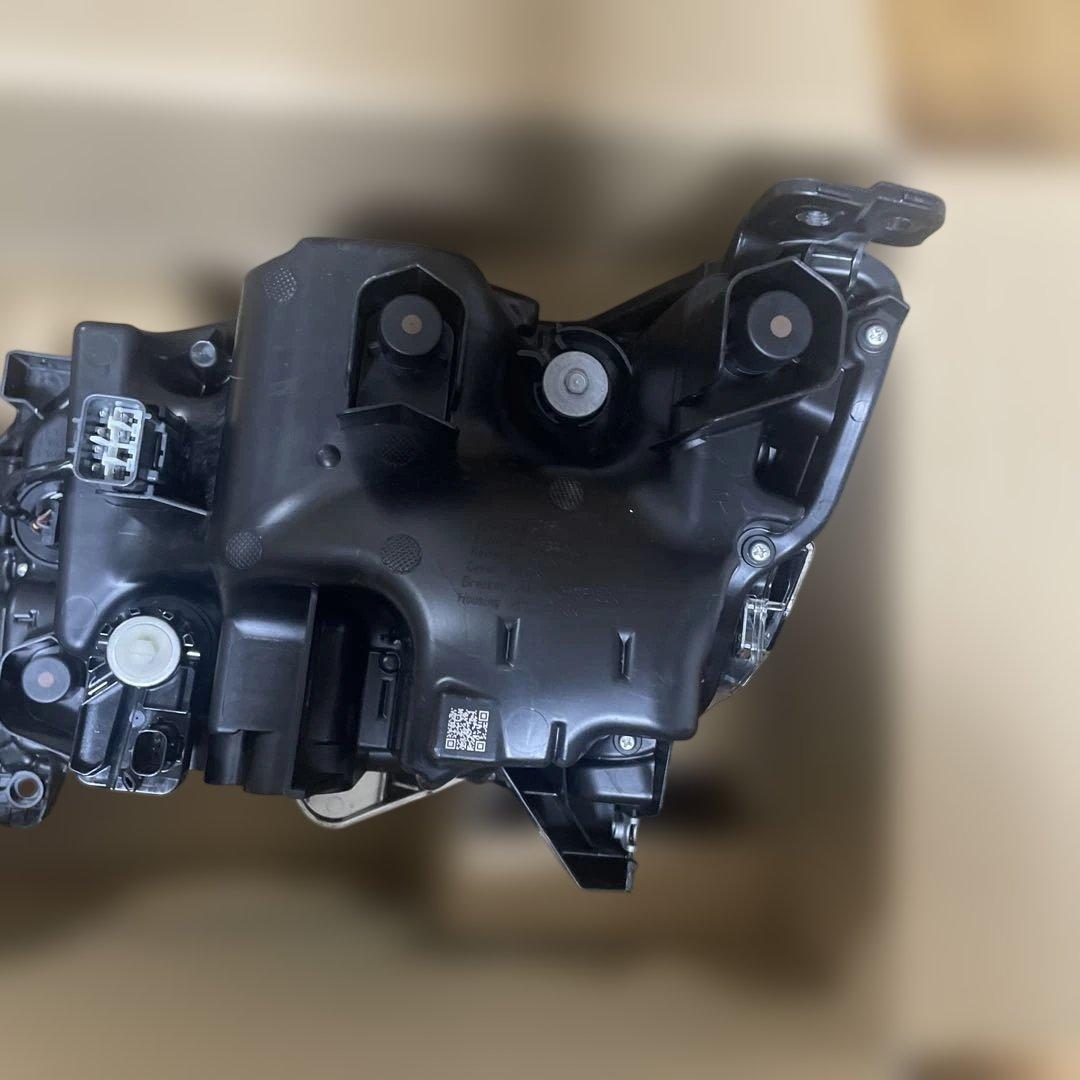 スペーシア MK54S/MK94S 純正 LED 右 ヘッドライト KOITO