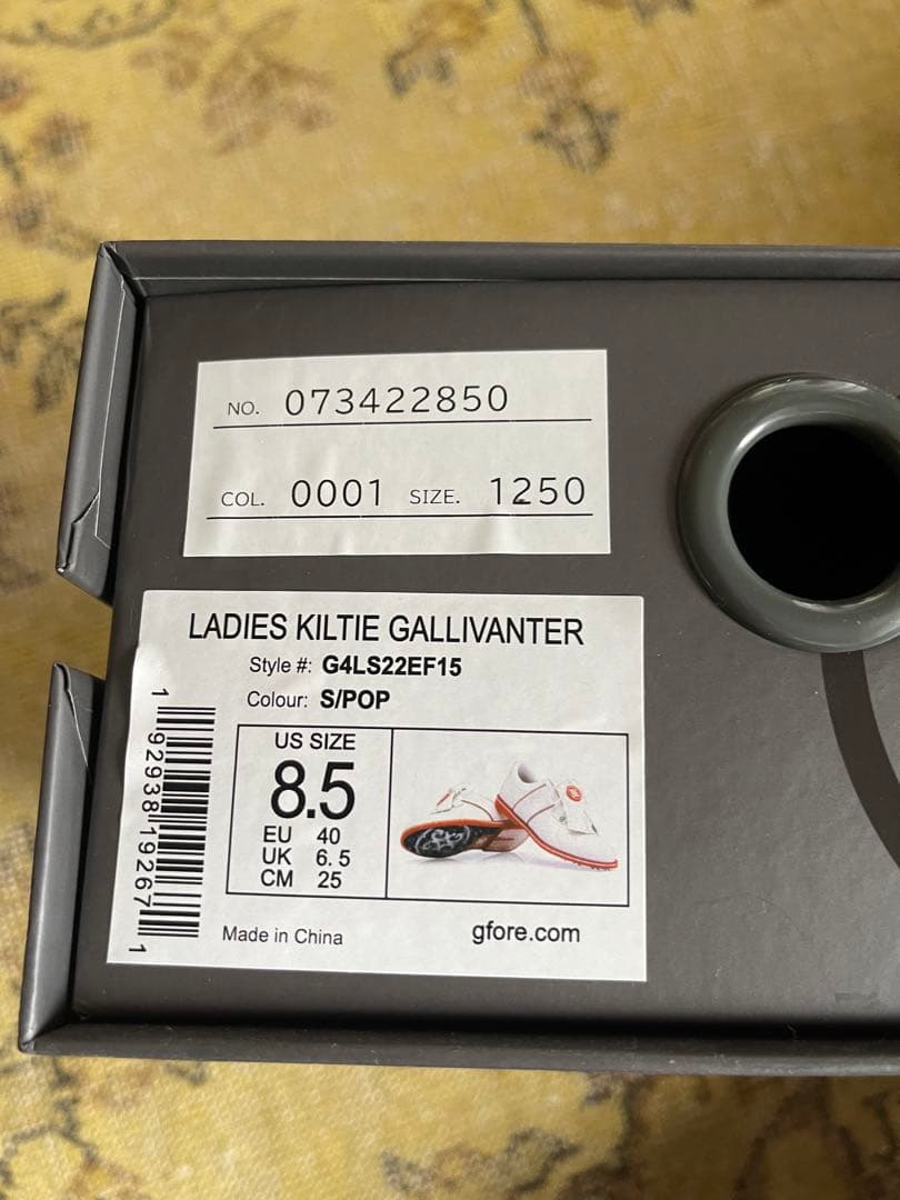 ジーフォー　ゴルフシューズ ホワイト レザー フリンジ付き未使用